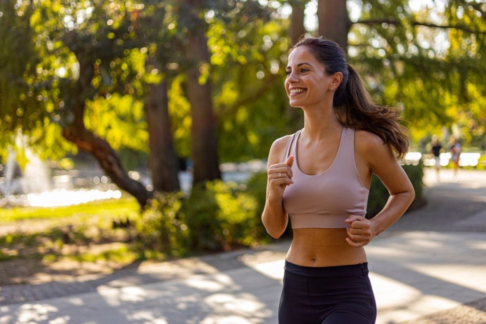 WOMAN JOGING